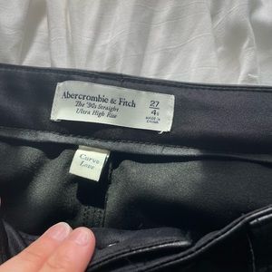 Abercrombie & fitch 90’s straight ultra high rise vegan leather pants